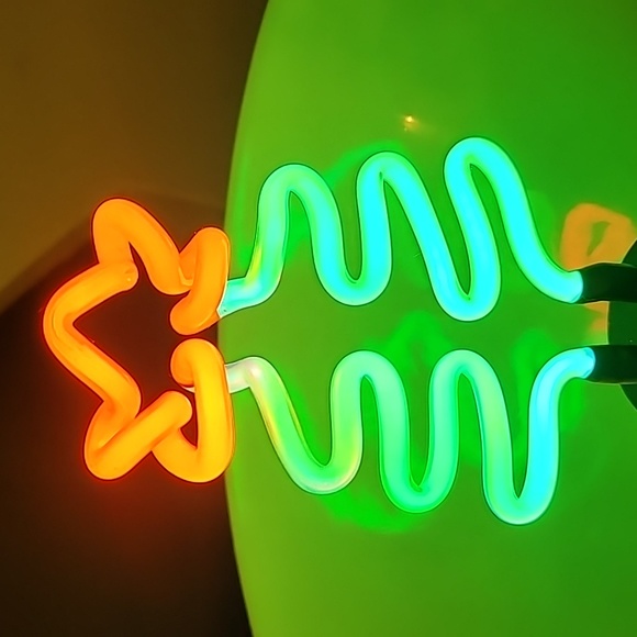 Christmas Tree Light Bulb - Picture 3 of 4